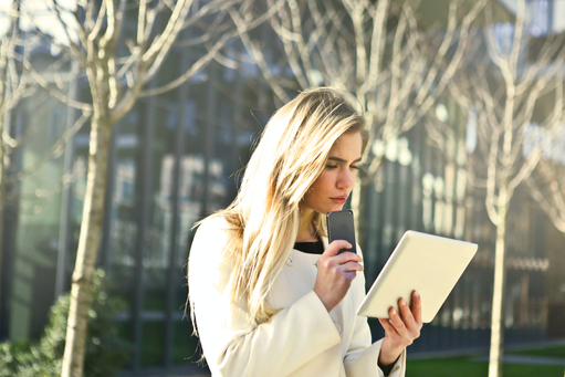 ContractsCounsel Lawyer to Raise Money from Investors