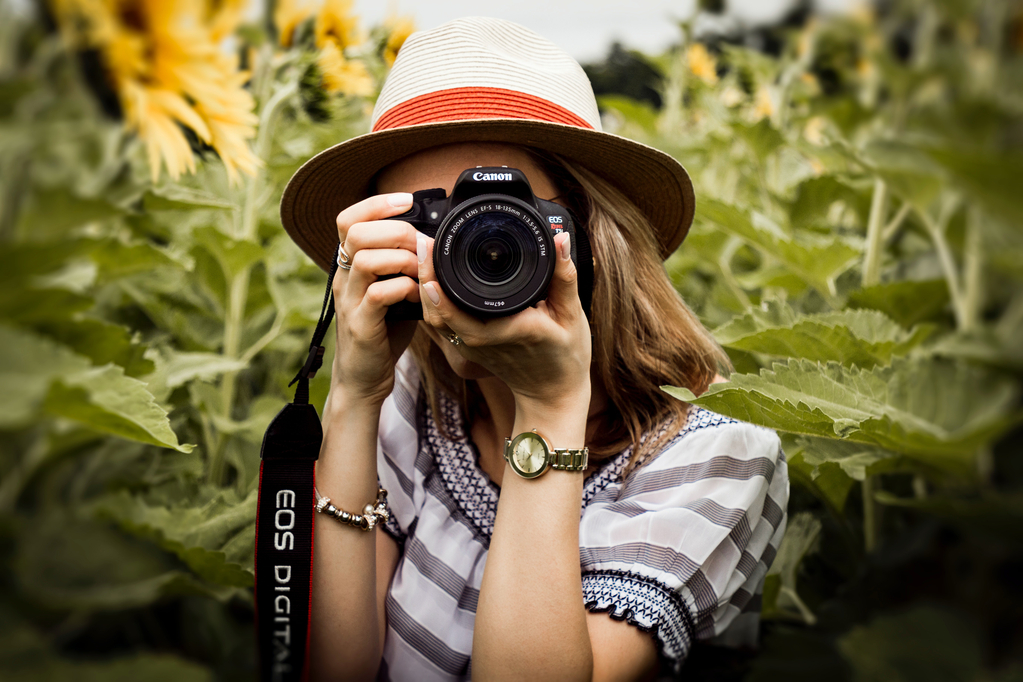 ContractsCounsel Photography Contract Cost
