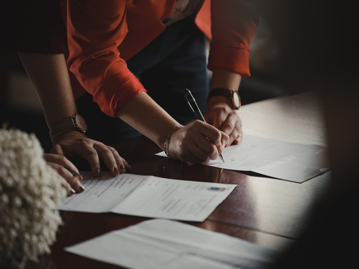 How to Write a Business Sale Contract