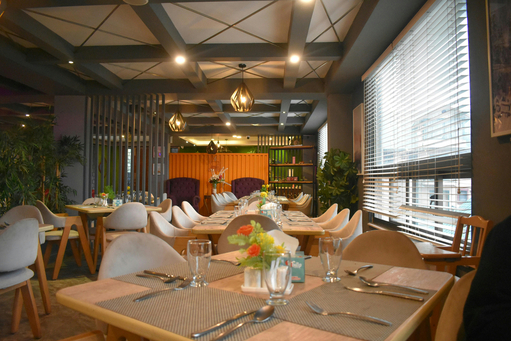 Restaurant Lease Negotiation